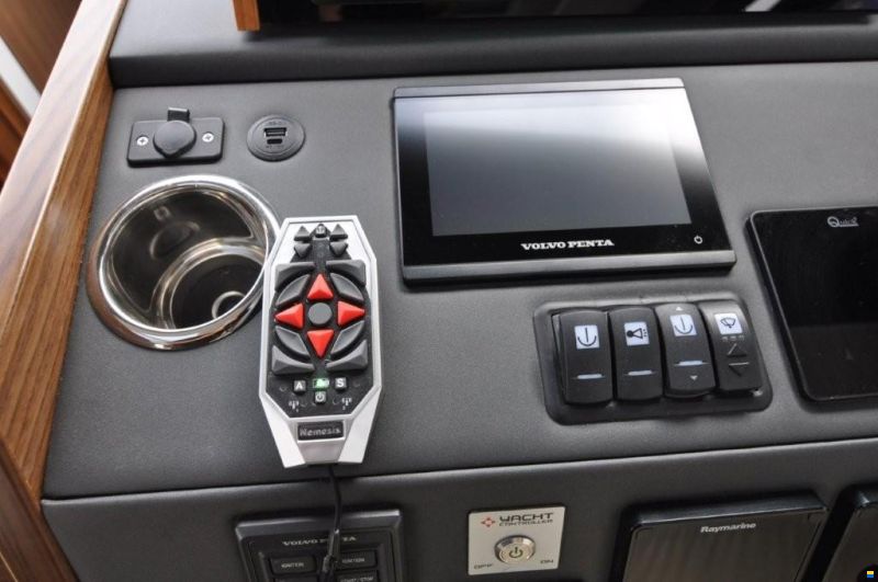 Sealine C430