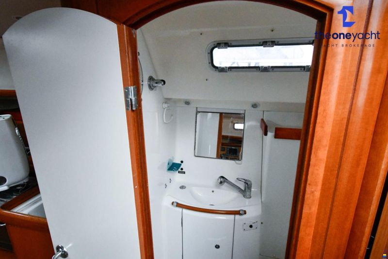 Beneteau Oceanis Clipper 393