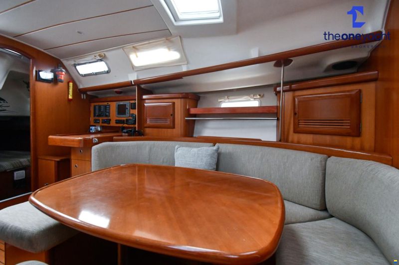 Beneteau Oceanis Clipper 393
