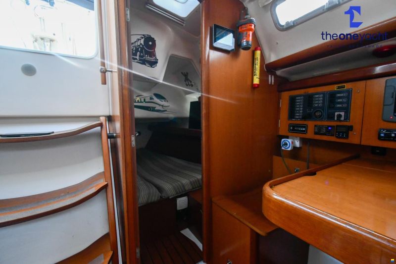 Beneteau Oceanis Clipper 393