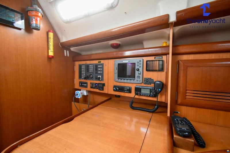 Beneteau Oceanis Clipper 393