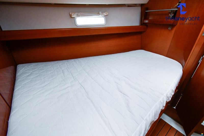 Beneteau Oceanis Clipper 393