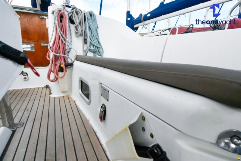 Beneteau Oceanis Clipper 393