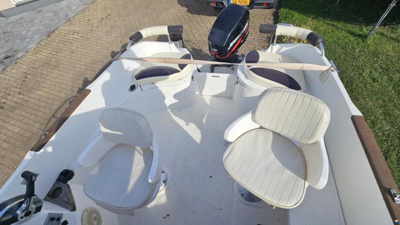 Quicksilver 510 Cabin 60 PS Mercury