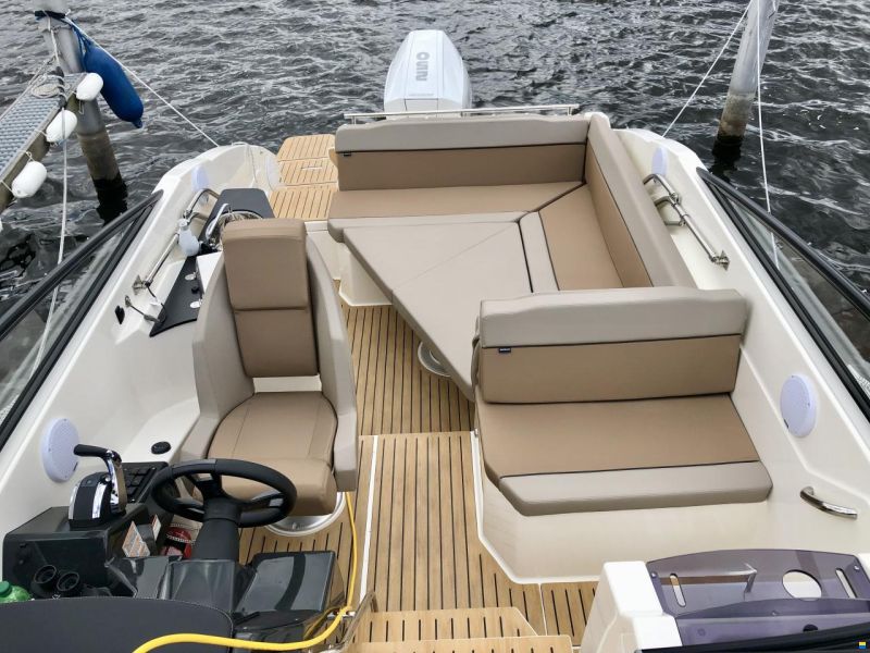 Quicksilver Activ 805 Cruiser