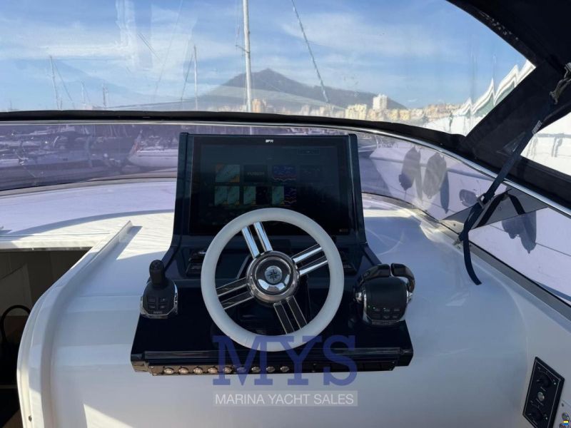 Marine Yachting Mig 38