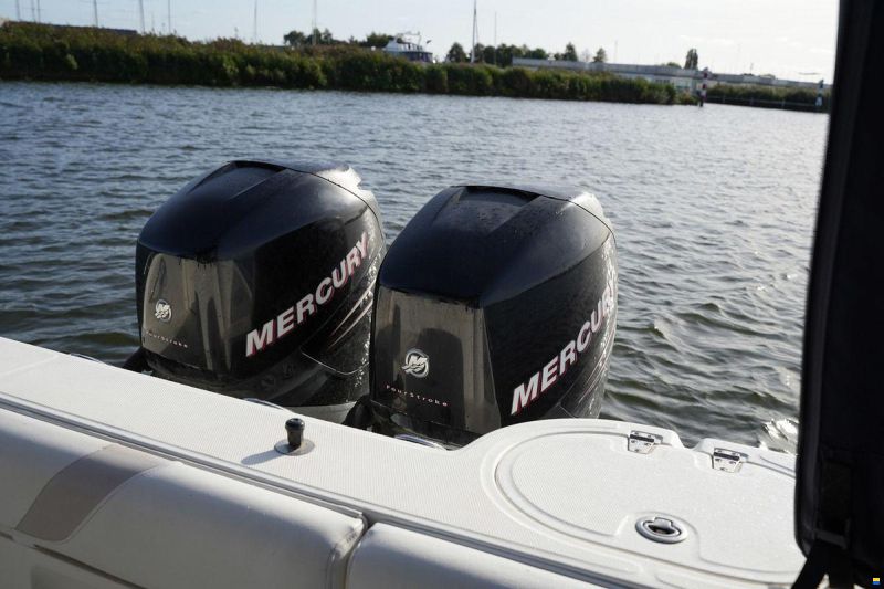 Boston Whaler 285 Conquest