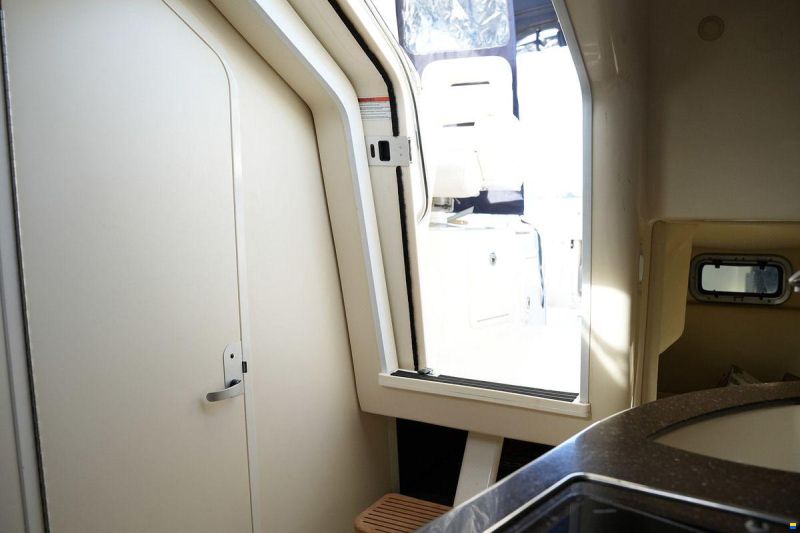 Boston Whaler 285 Conquest