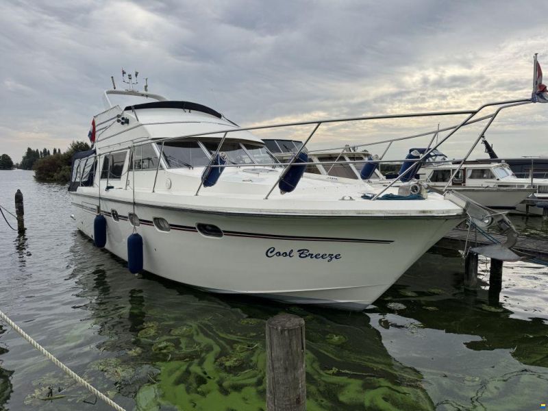 Fairline 40\r