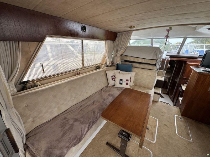 Fairline 40\r
