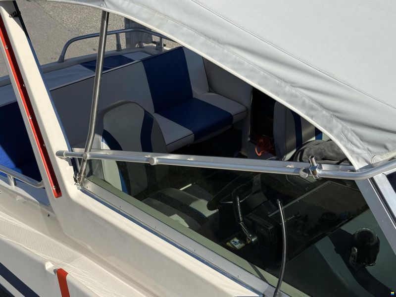 RIO 680 Cabin