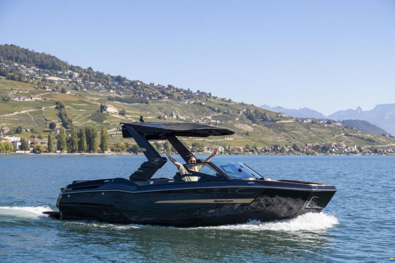 MasterCraft X23 2027 | black | 75h