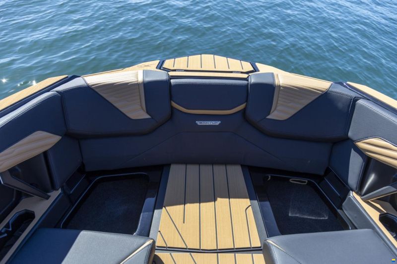 MasterCraft X23 2027 | black | 75h