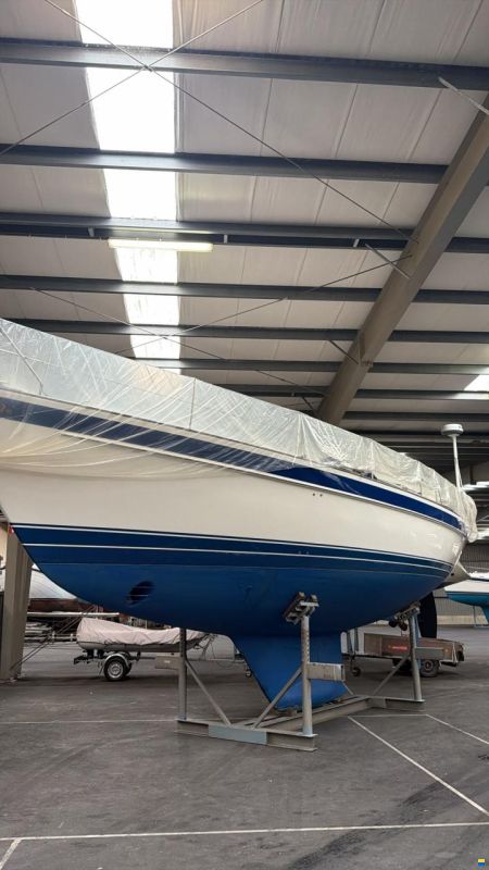 Hallberg-Rassy 42F MKII