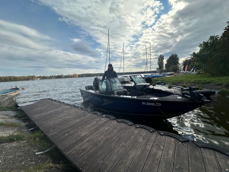 Lund 1775 Crossover XS