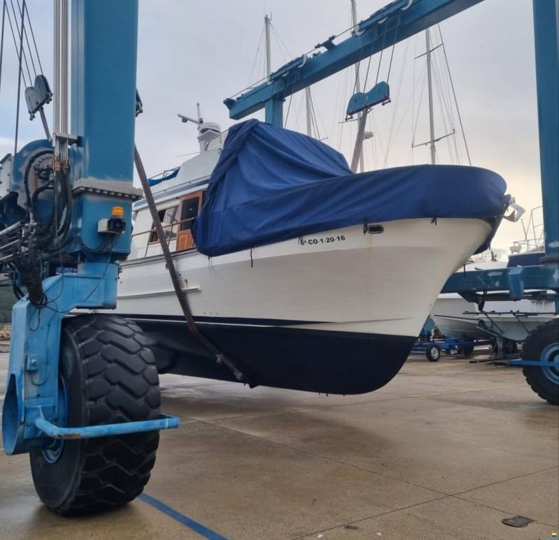 Grand Banks Trawler