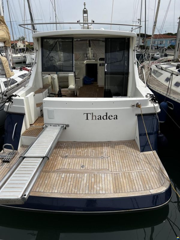 Fairline Targa 42