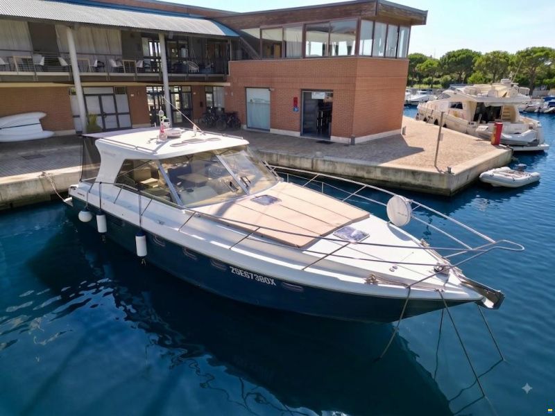 Fairline Targa 42