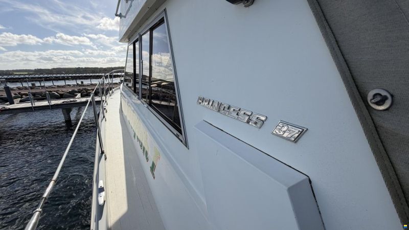 Princess 37 Flybridge