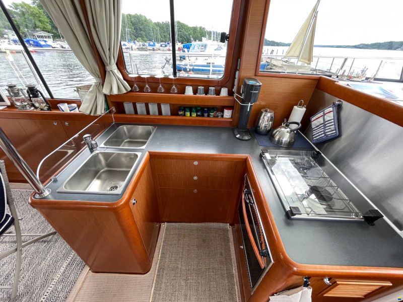 Beneteau Swift Trawler 34