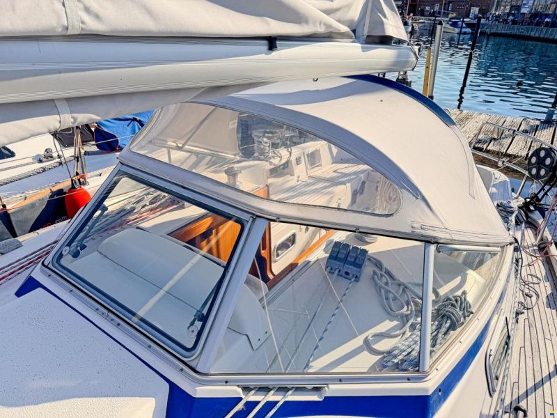 Hallberg-Rassy 34