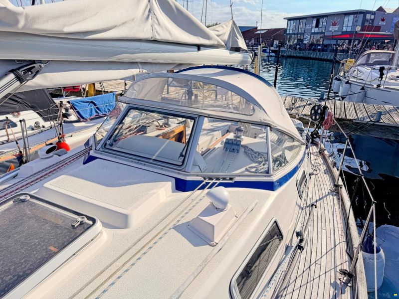 Hallberg-Rassy 34