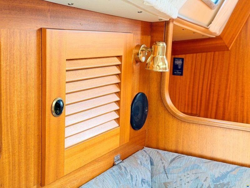 Hallberg-Rassy 34