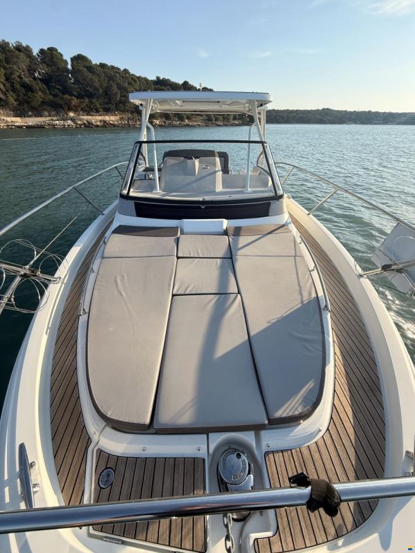 Jeanneau 10.5 WA