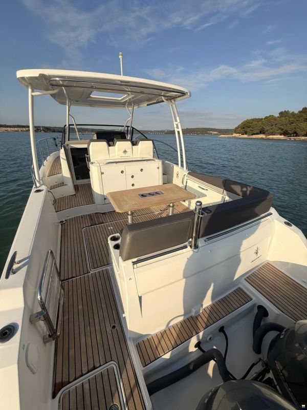 Jeanneau 10.5 WA