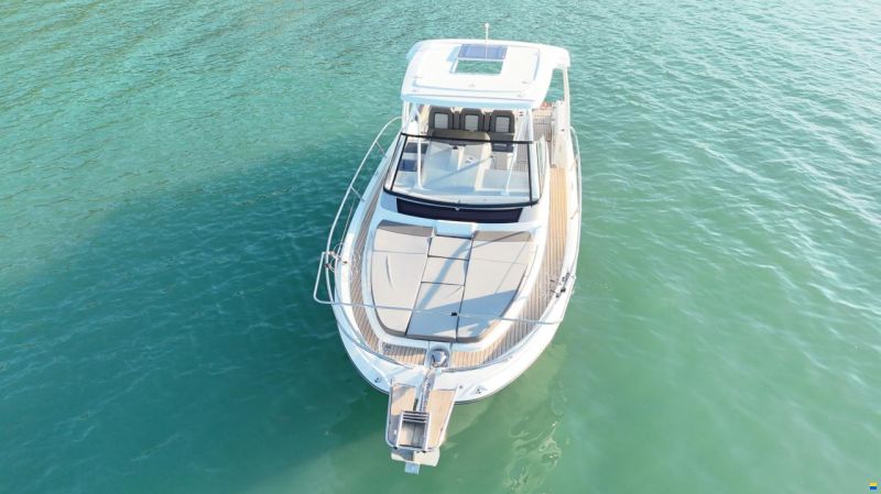 Jeanneau 10.5 WA