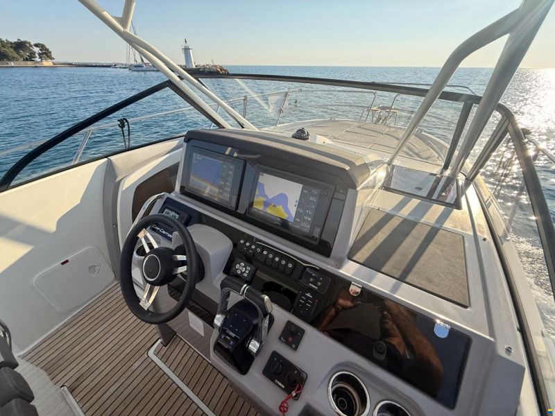 Jeanneau 10.5 WA