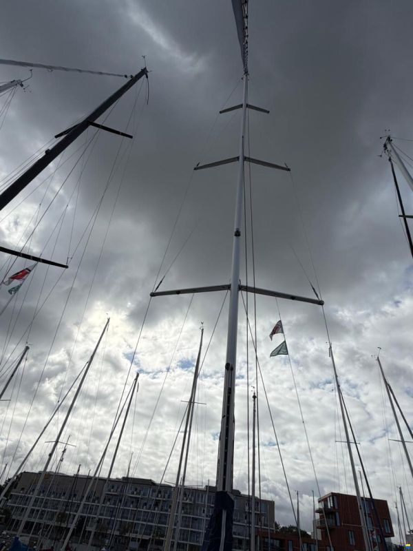 Grand Soleil 40