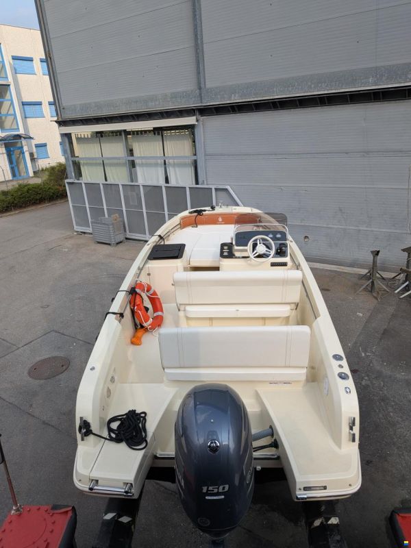 Invictus 20C SX