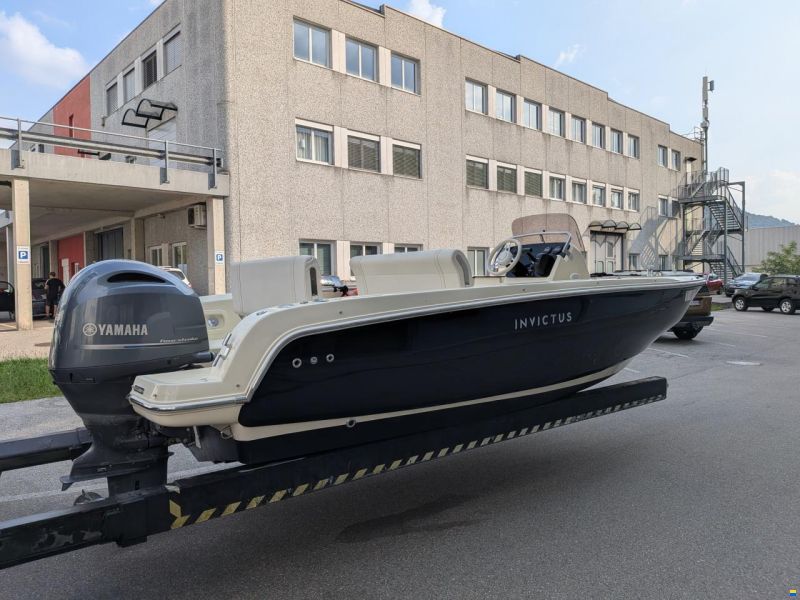 Invictus 20C SX