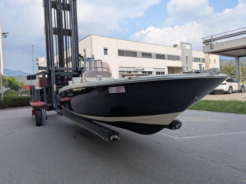 Invictus 20C SX
