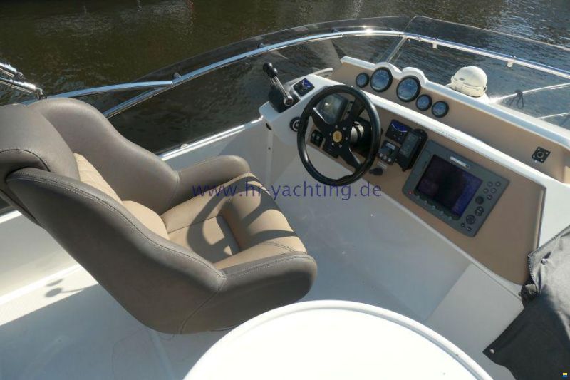Galeon 390 Fly