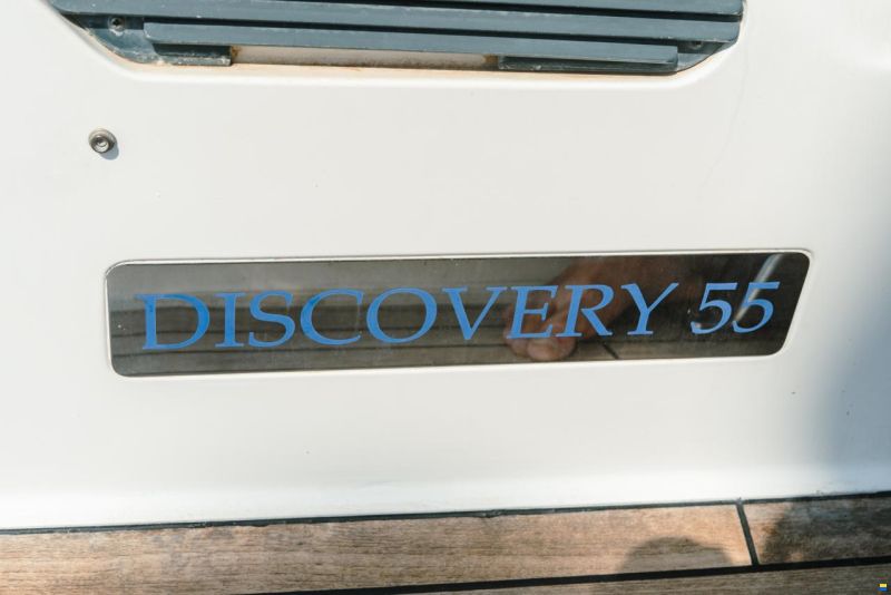 Discovery Yachts 55