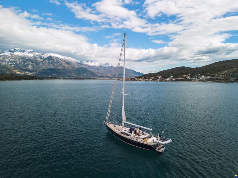 Discovery Yachts 55