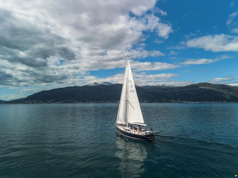 Discovery Yachts 55