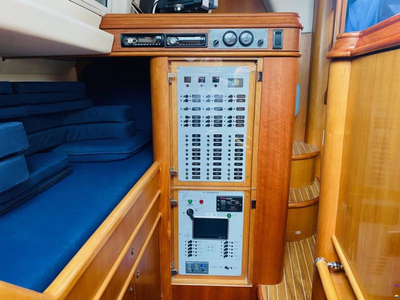 Discovery Yachts 55