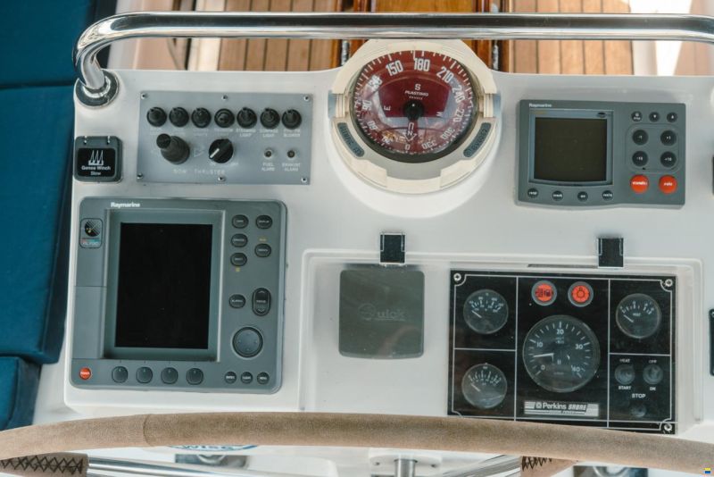 Discovery Yachts 55