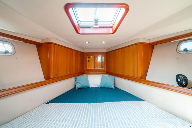 Discovery Yachts 55