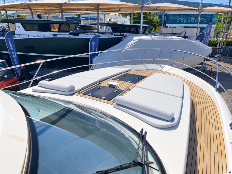 Bavaria Deep Blue 46