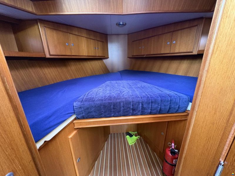 Kent 28 -Cantia 28 Cabin Cruiser