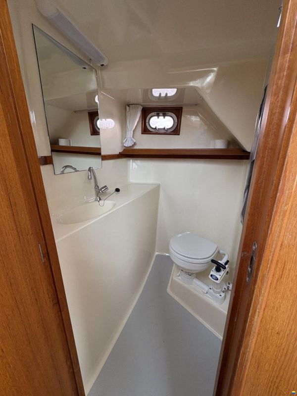 Kent 28 -Cantia 28 Cabin Cruiser