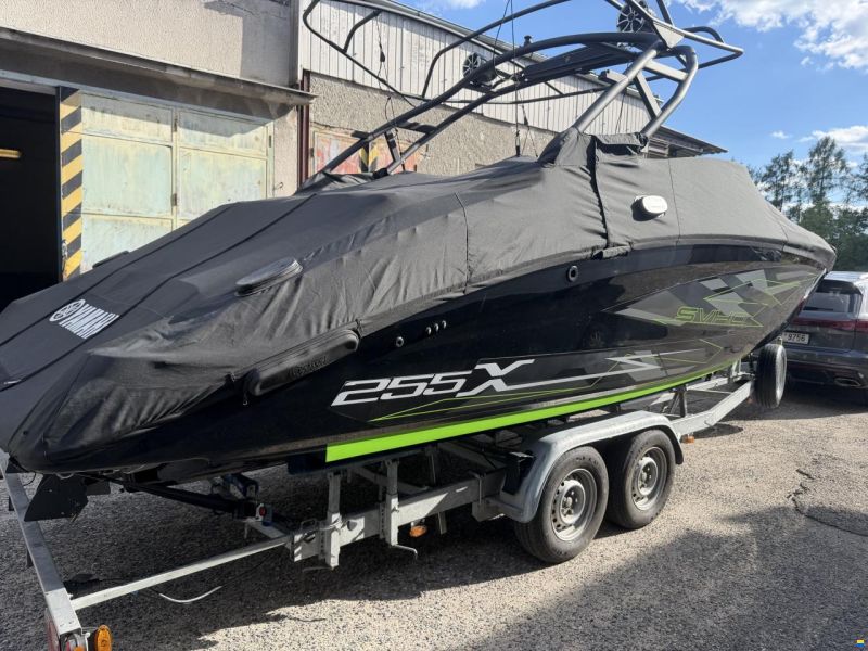 Yamaha WaveRunner 255 XE