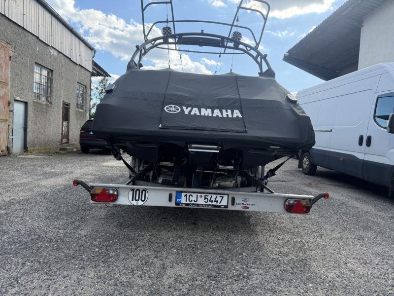 Yamaha WaveRunner 255 XE