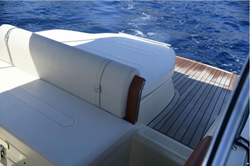 Invictus 280 SX Exclusive