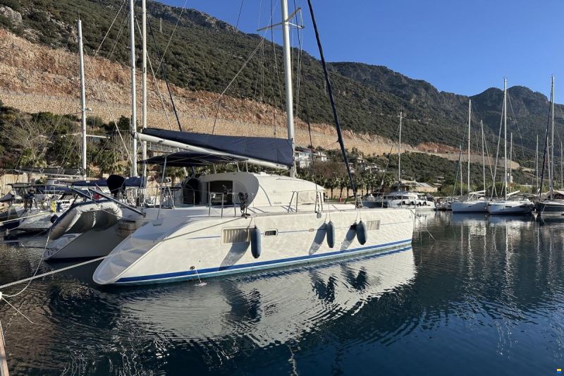 Lagoon 380 S2