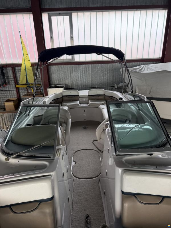Four Winns 250 Horizon
